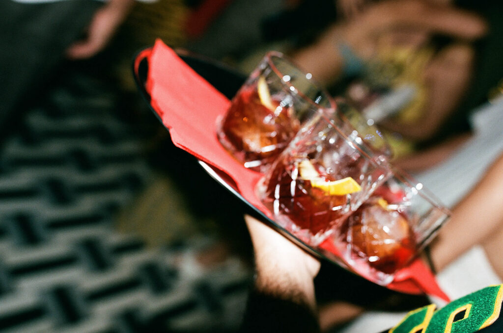 bride and groom celebrating at los cabos