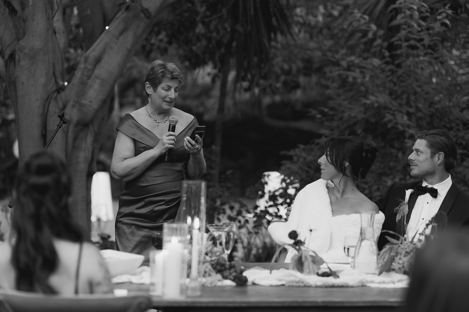 candid wedding reception moments during a california outdoor wedding day