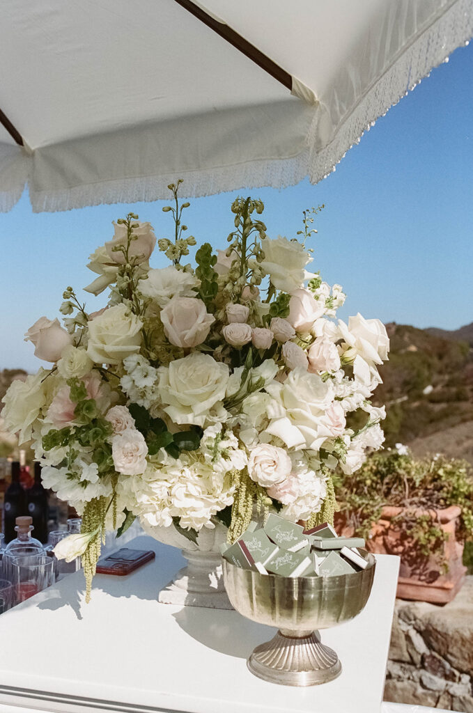 outdoor wedding reception at cielo farms